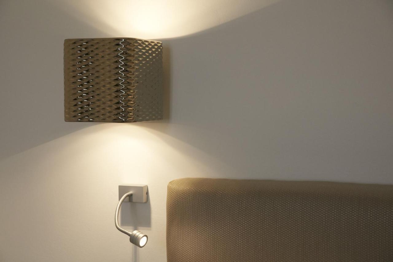 Logis Hotel - Restaurant Maison Claude Darroze ランゴン エクステリア 写真