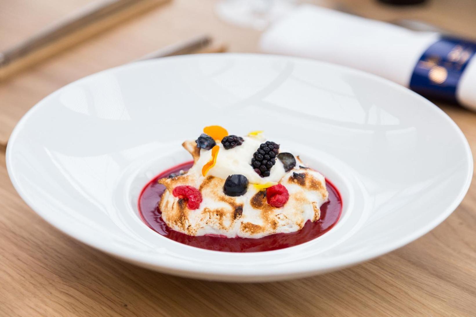 Logis Hotel - Restaurant Maison Claude Darroze ランゴン エクステリア 写真