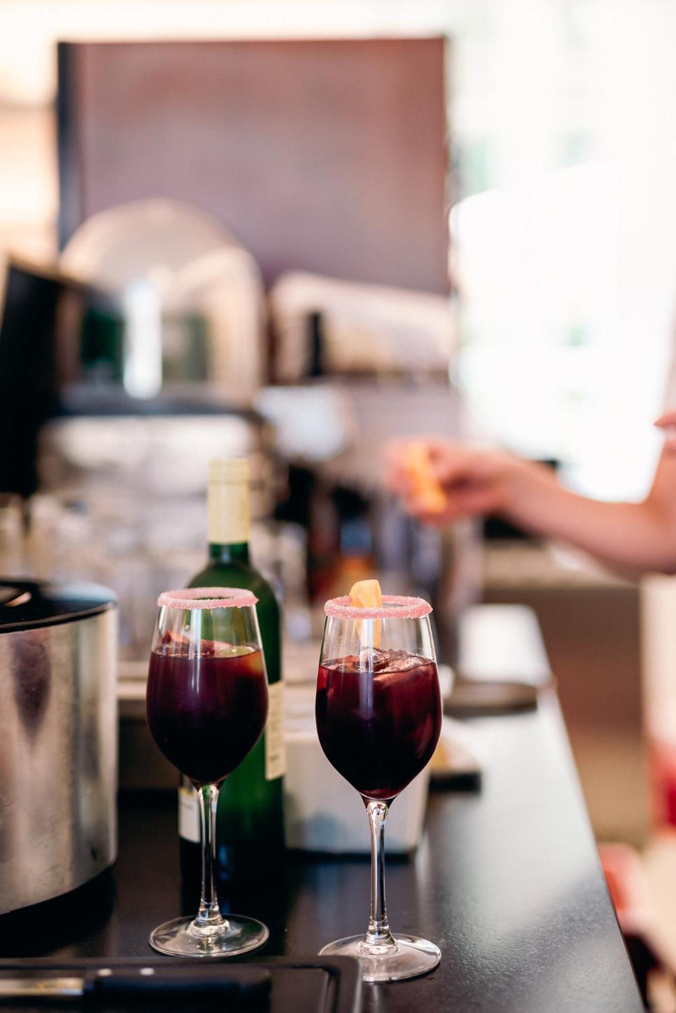 Logis Hotel - Restaurant Maison Claude Darroze ランゴン エクステリア 写真